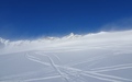 Uit de wolken komend...