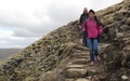 Joe en Elise dalen Plover Hill af