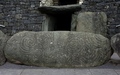 Brú na Bóinne: Newgrange