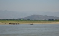Mandalay Hill vanop de Irrawaddy