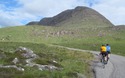 Fietsers op Bealach na Bà