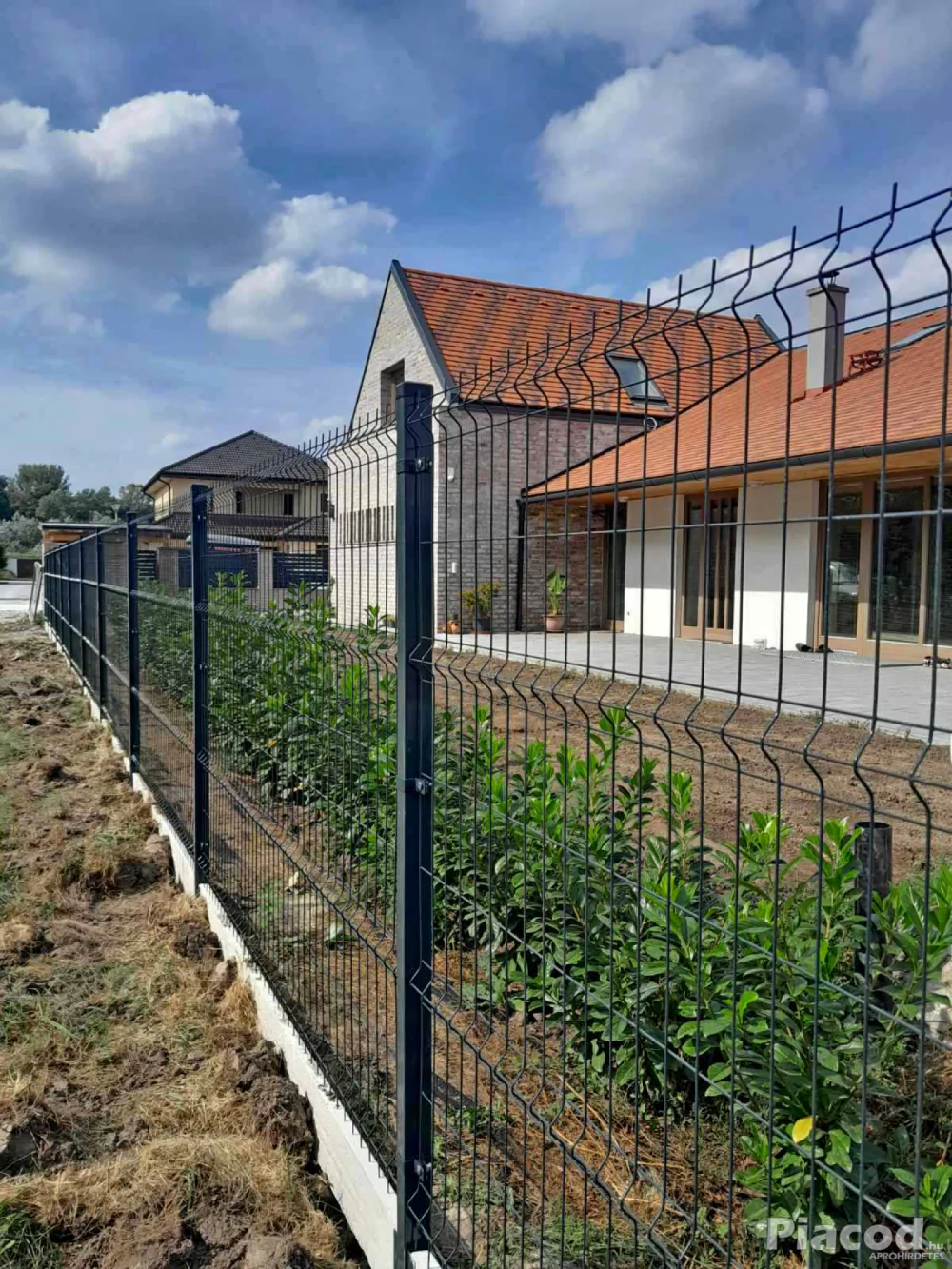 Kerítésépítés a legjobb áron! Vadháló, drótfonat, drótháló, kapu, oszlop