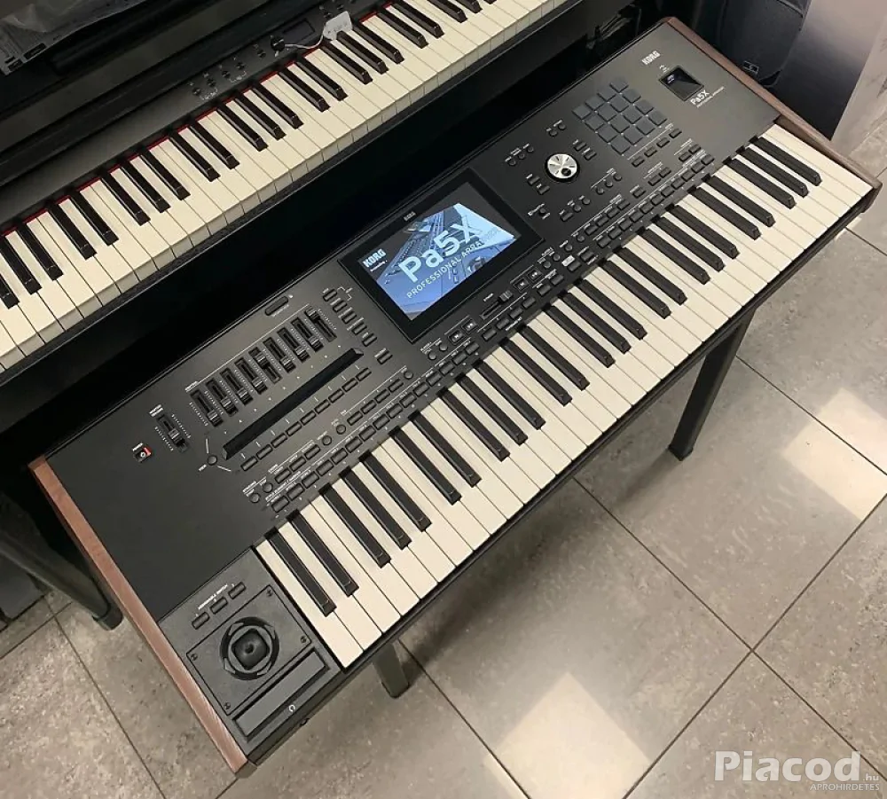 Yamaha Genos2 76-key, Yamaha Genos , Yamaha Tyros5 76-Key , Yamaha PSR-A5000 , Yamaha PSR-SX900,  Yamaha Montage 8 ,  Korg Pa5X, Korg Pa4X, Korg Pa4X MG2 Edition , Korg Pa3X , Korg Pa1000 MG Edition, Korg PA-1000,  Korg Kronos2 , Roland FANTOM-8 - Kép 5