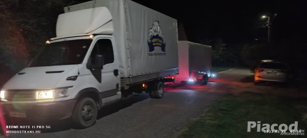 Szállítás Költöztetés Lomtalanítás!