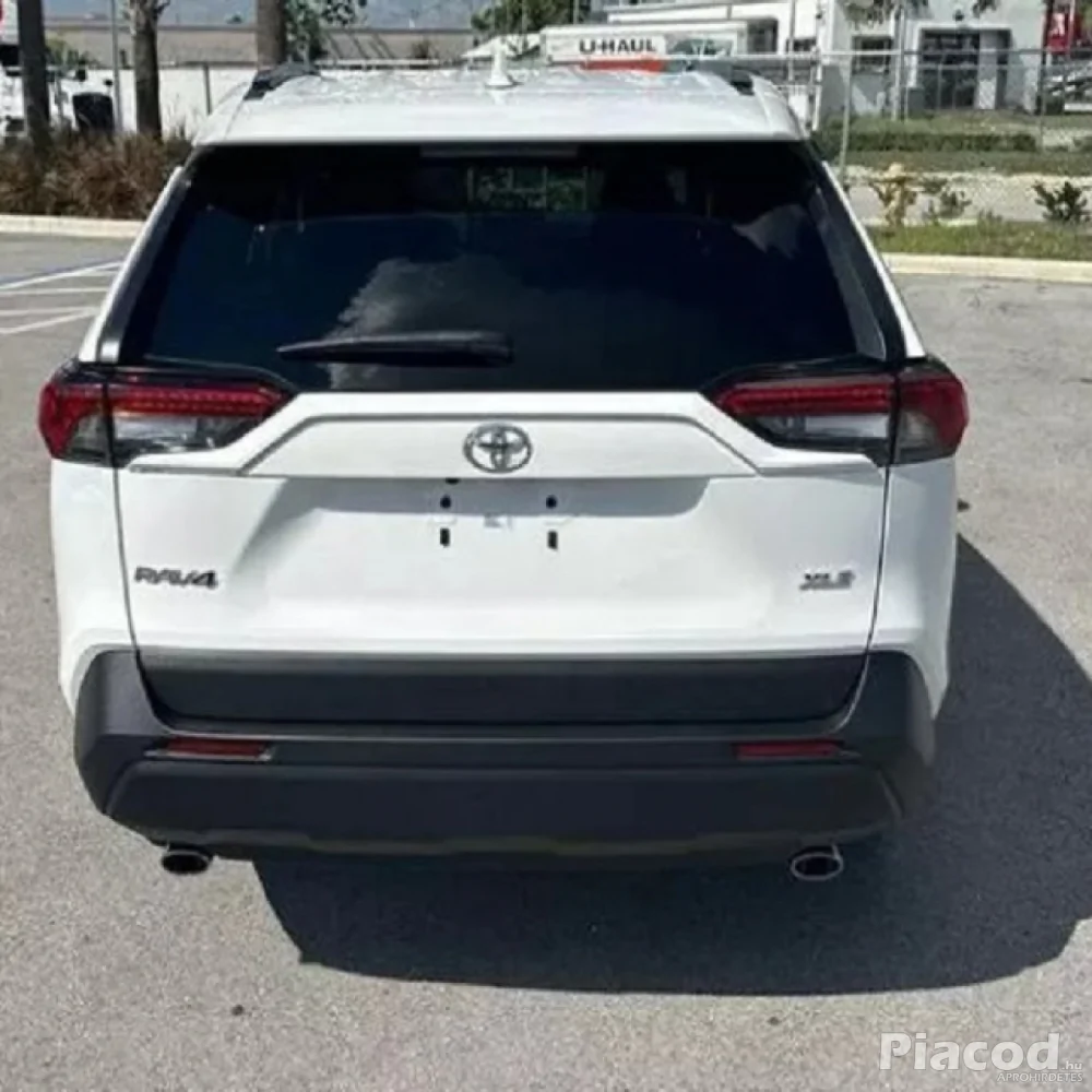 Toyota RAV4 2022 xle Full Options
