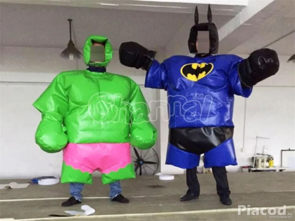 Eladó Batman és Hulk Szumó (Légvár)