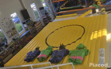 Eladó Batman és Hulk Szumó (Légvár)