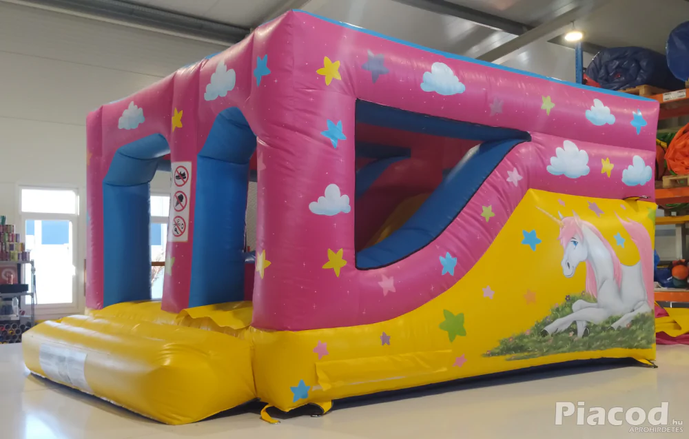 Eladó Unikornis Csúszdás Ugráló (Légvár)