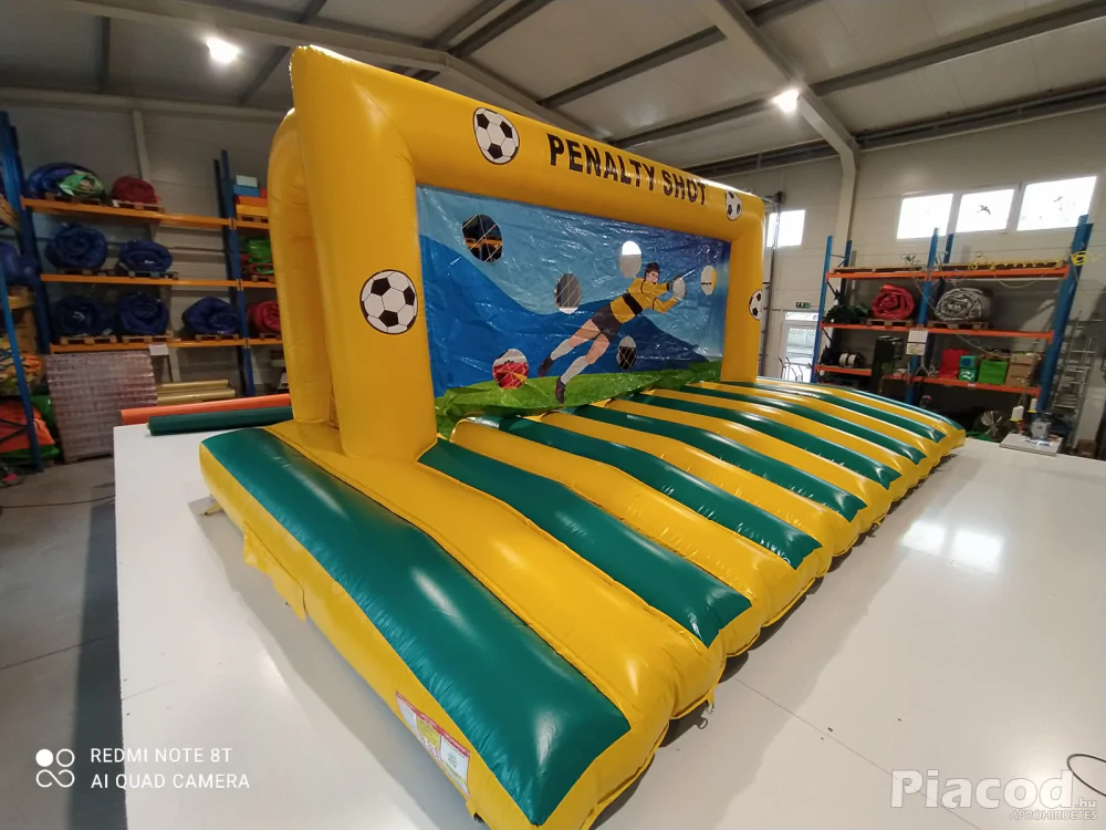 Bérelhető Focikapu Légvár