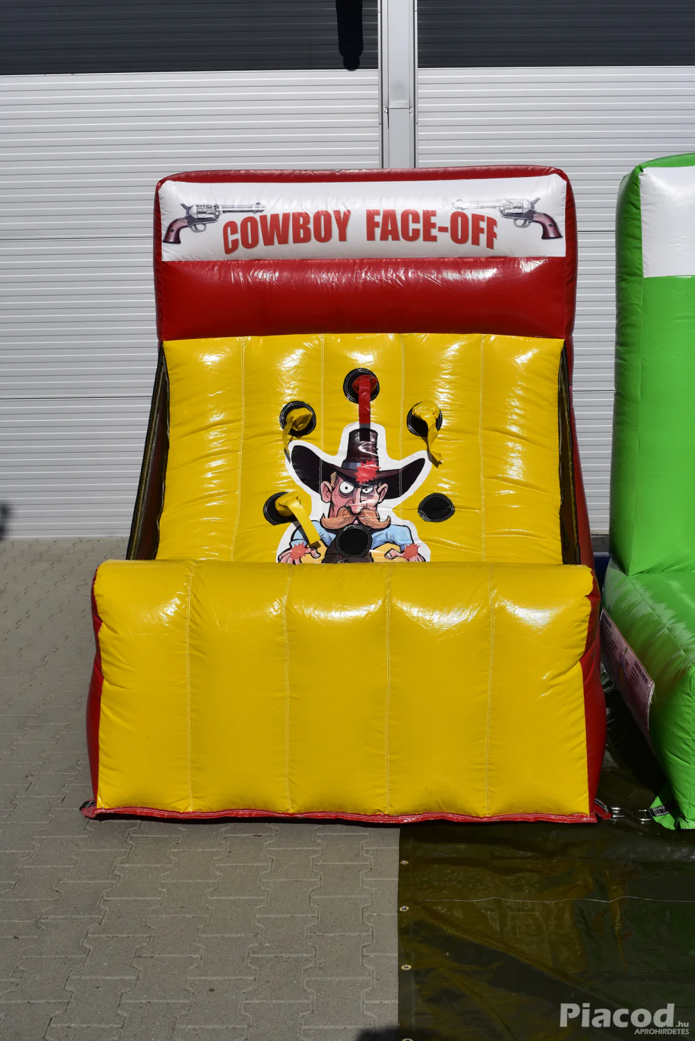 Bérelhető Célbadobó Légvár