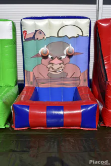 Bérelhető Célbadobó Légvár