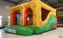 Bérelhető Lovas Csúszdás ugráló