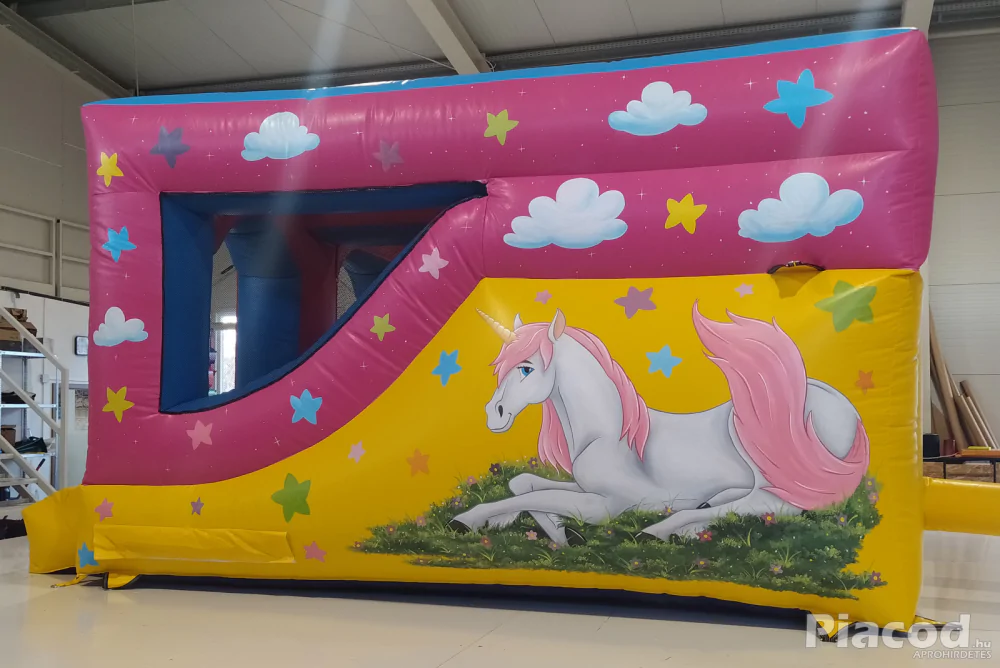 Bérelhető Unikornis Csúszdás Ugráló