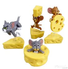 4 db-os Tom és Jerry mesefigura szett