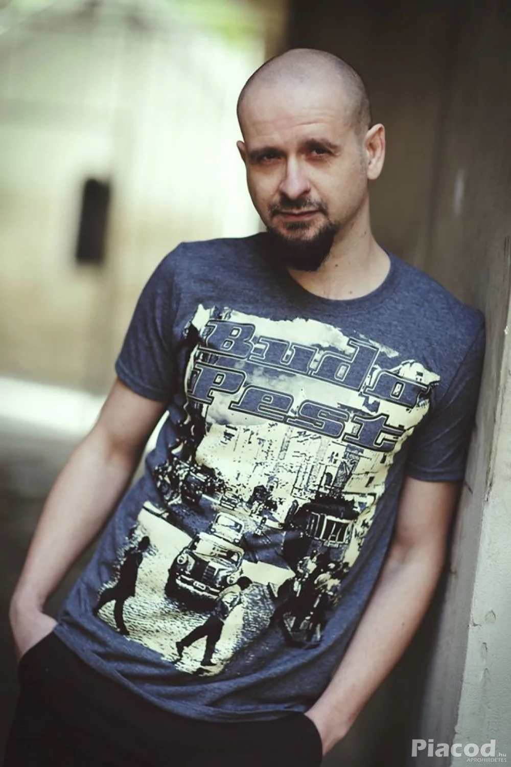 Stúdiózás, dalszerzés hangszerelés