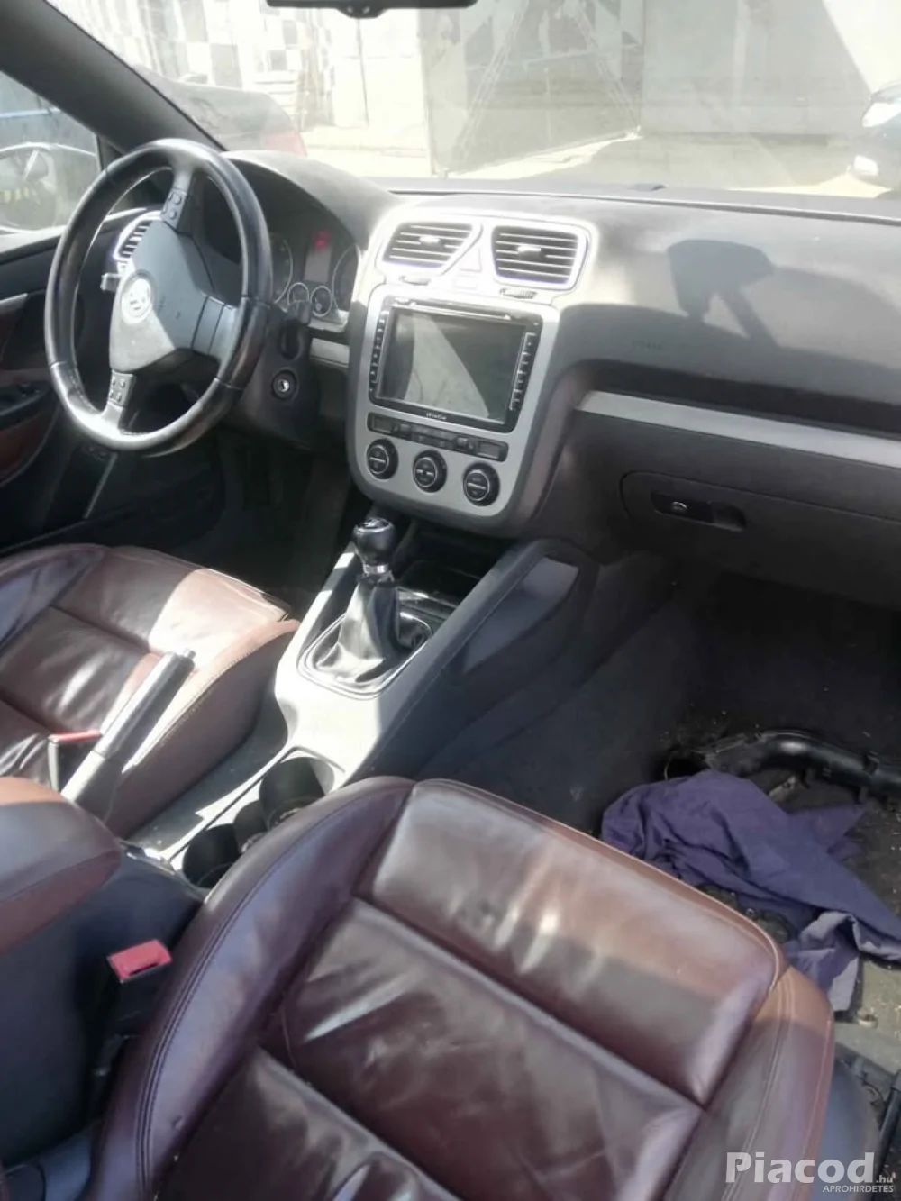 EOS BONTÁS 1.4TFSI CAX BŐR Alufelni Kézi 6sebesség