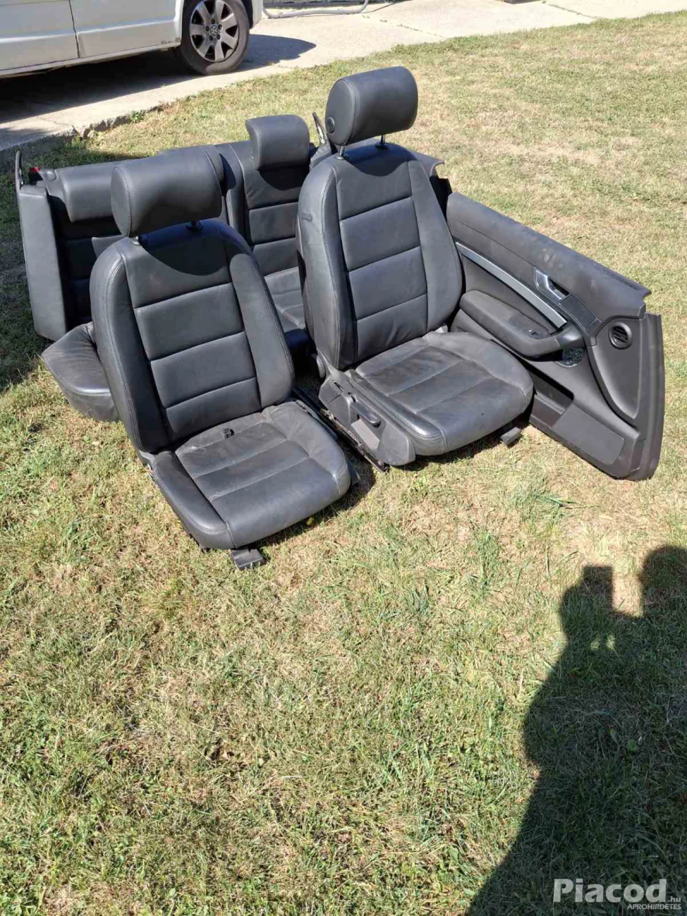 Ülések egyben Audi A6 kombi 4F9 100.000ft