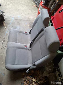 Caddy 2.üléssor 2005-2015ig 100.000e