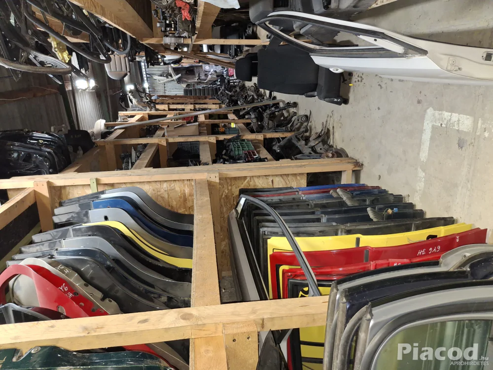 A3 2004-2012 ajtók több színben hibátlan 50-60ezer