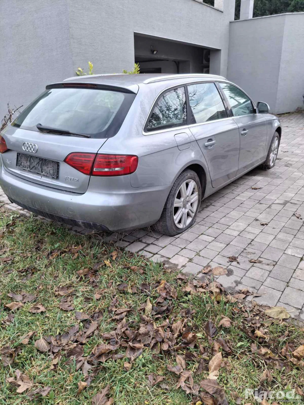 Audi A4 2010 combi, motor 400ezerft, váltó felújított