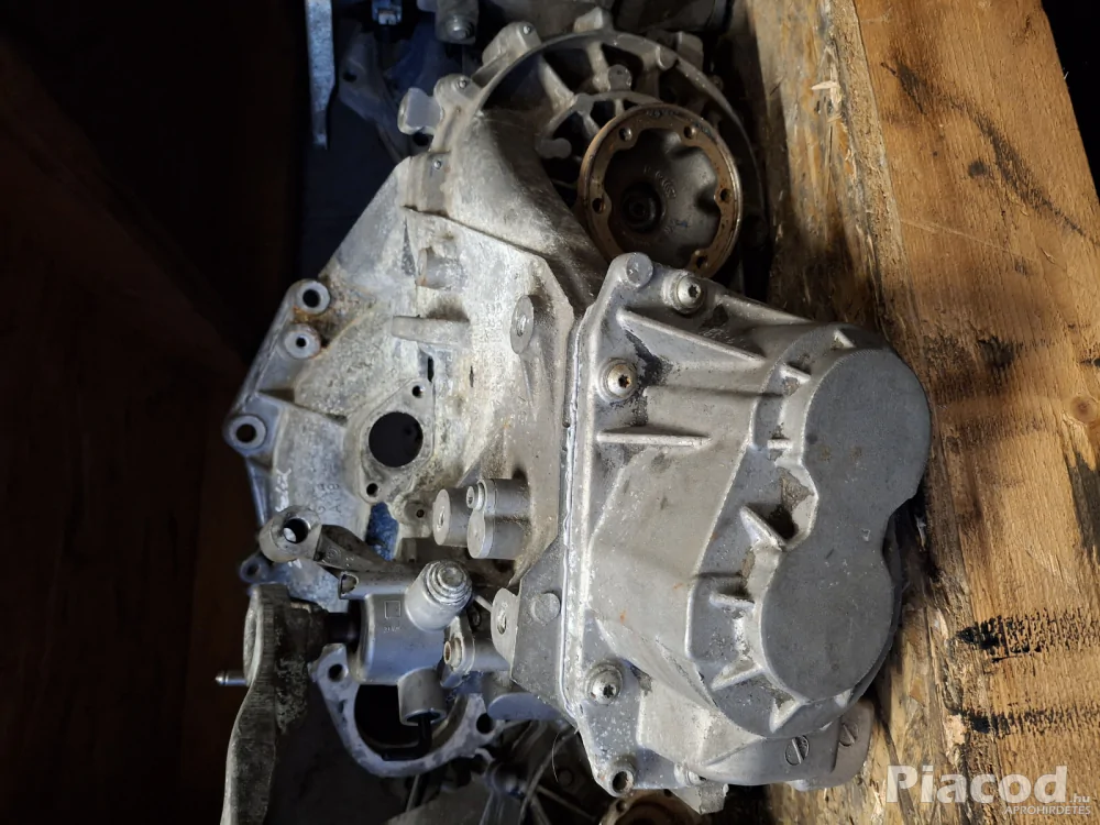 VW jetta 2012 1.4 TFSI 6seb kézi 100ekm 250.000+csere HIRDET20