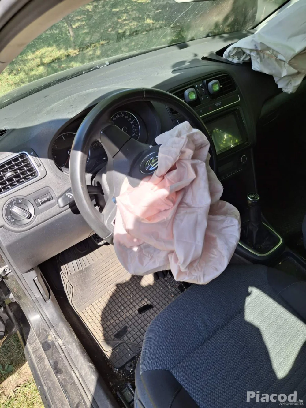 volkswagen polo 6R 2012évj 1.6 CRTDI CAY 5ajtó 5sebesség manuális