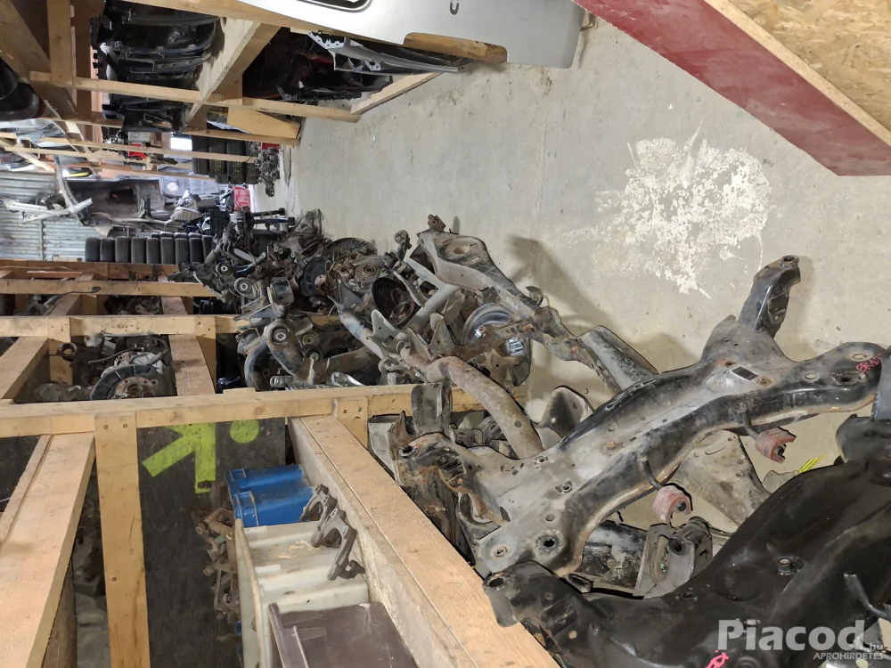 Caddy 2.üléssor 2005-2015ig 100.000e