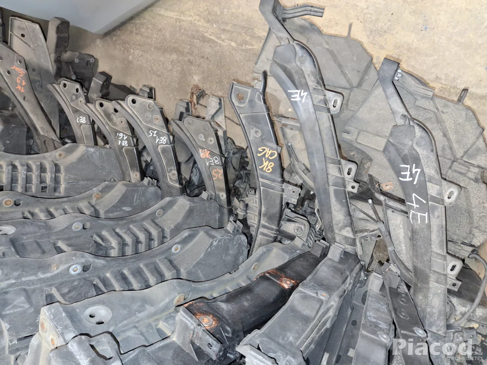 2000évjtól Audi VW homlokfalak minden típushoz 25-50e