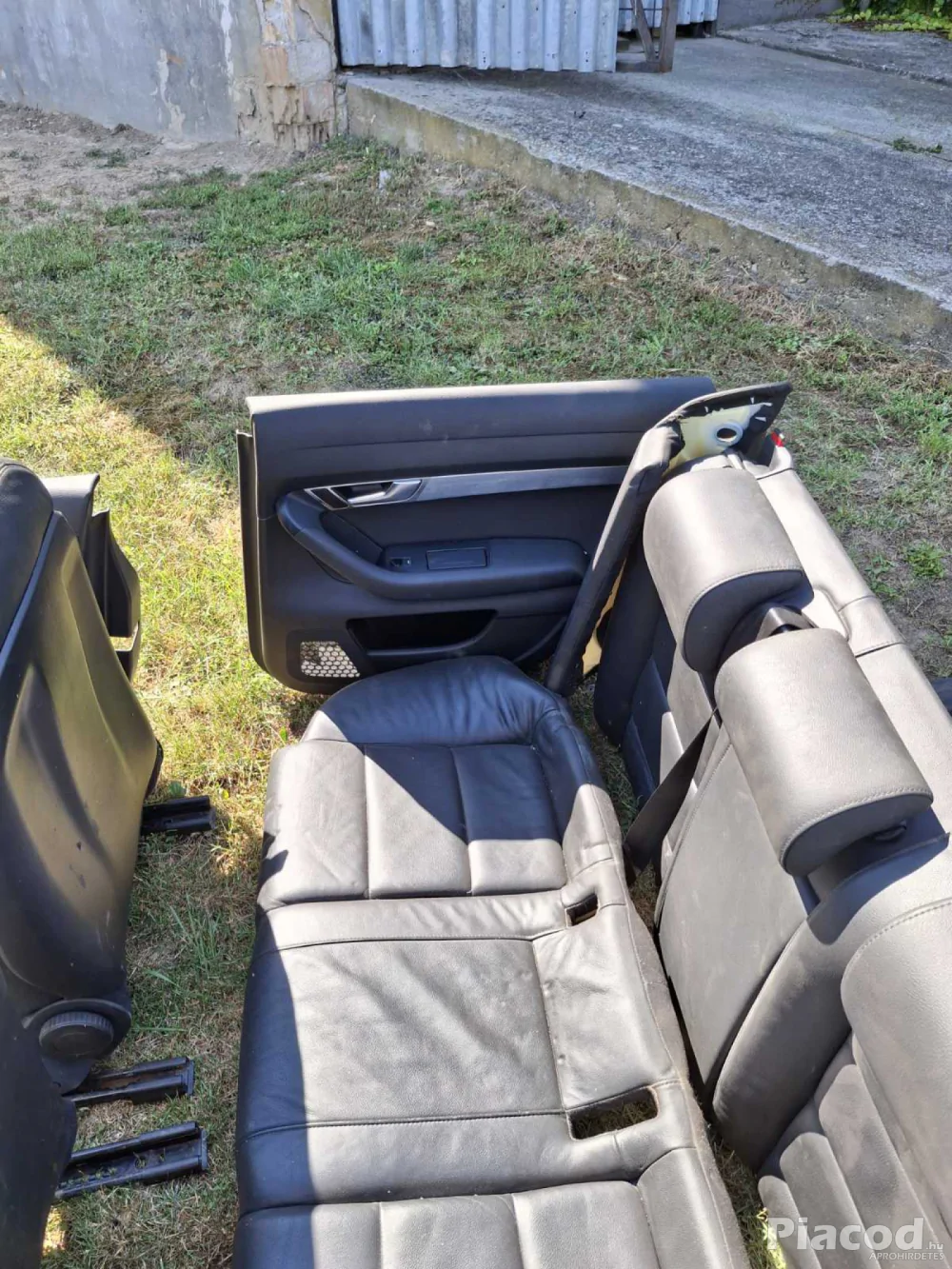 Ülések egyben Audi A6 kombi 4F9 100.000ft