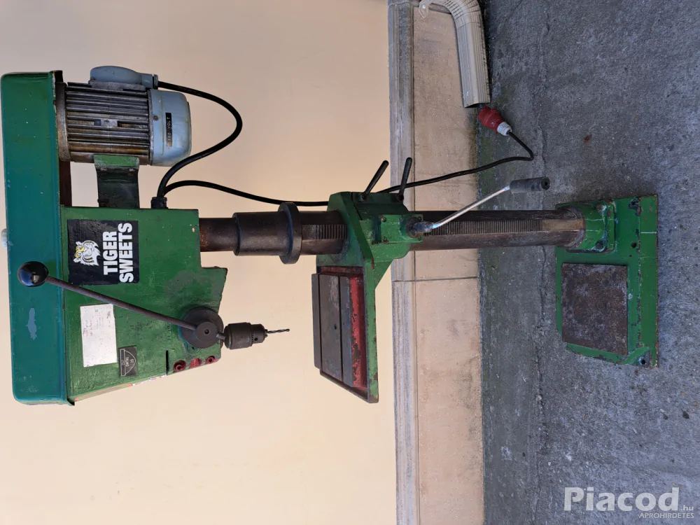 Oszlopos fúrógép 220\380 Volt