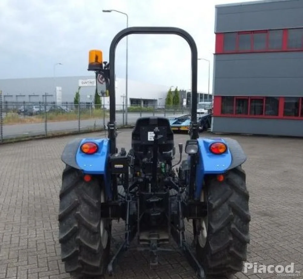 mezőgazdasági traktor  2013 NEW HOLLAND TD3.50