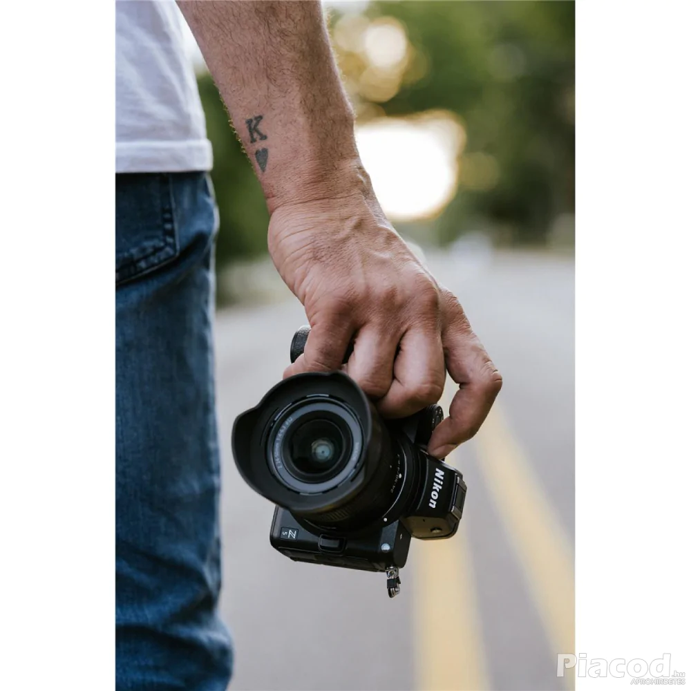 Nikon Z5 Full Frame Mirrorless Camera with NIKKOR Z 24-50mm f4-6.3 Zoom Lens