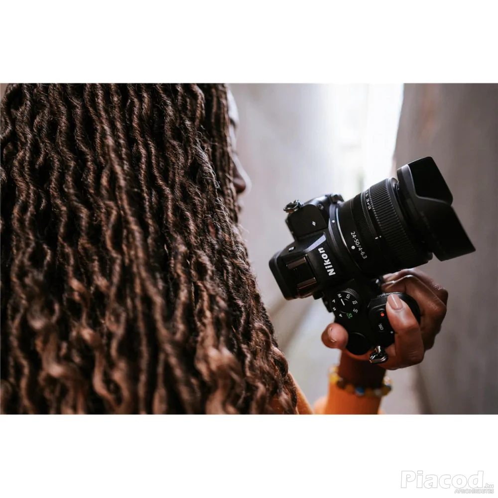 Nikon Z5 Full Frame Mirrorless Camera with NIKKOR Z 24-50mm f4-6.3 Zoom Lens