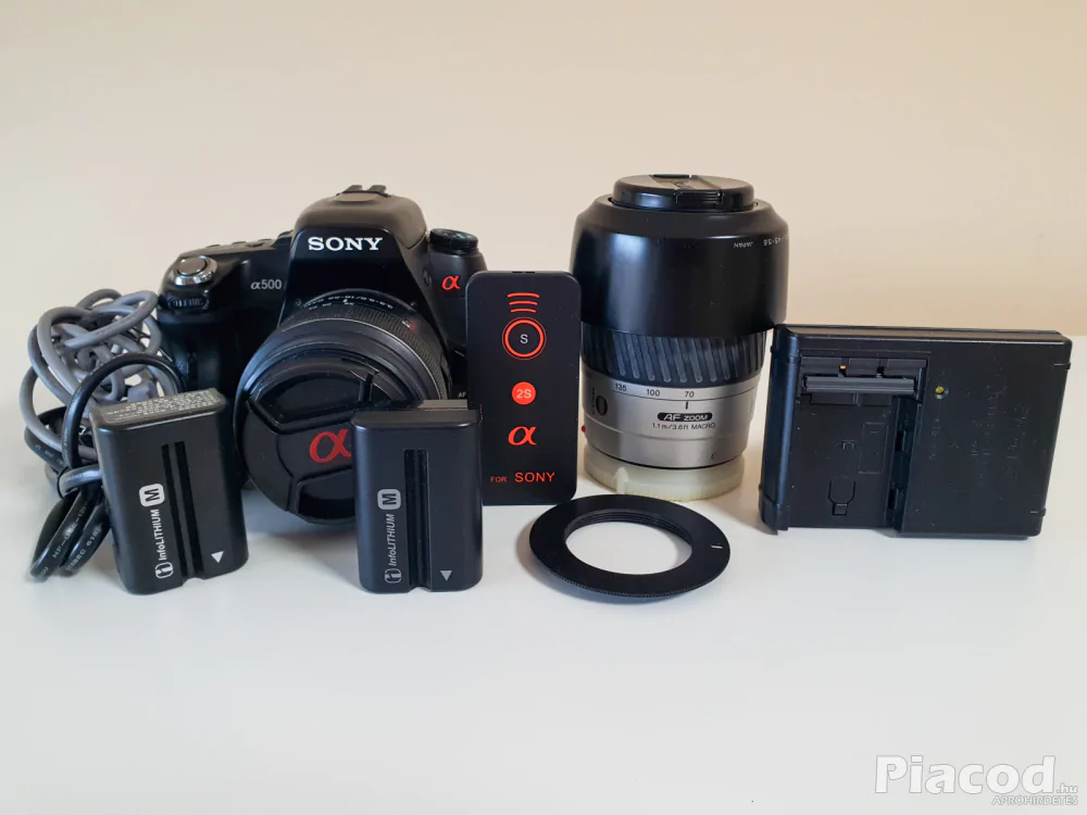 Sony A500 + kiegészítők