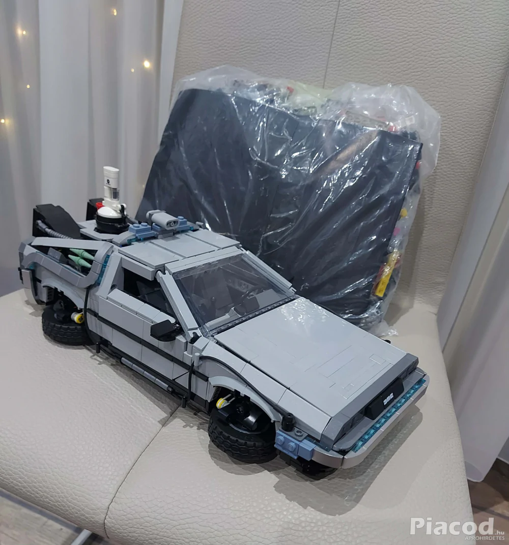 Delorean - Vissza a jövőbe időgép Lego kompatibilis