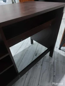 Keveset használt wenge\sötétbarna színű 3 polcos íróasztal