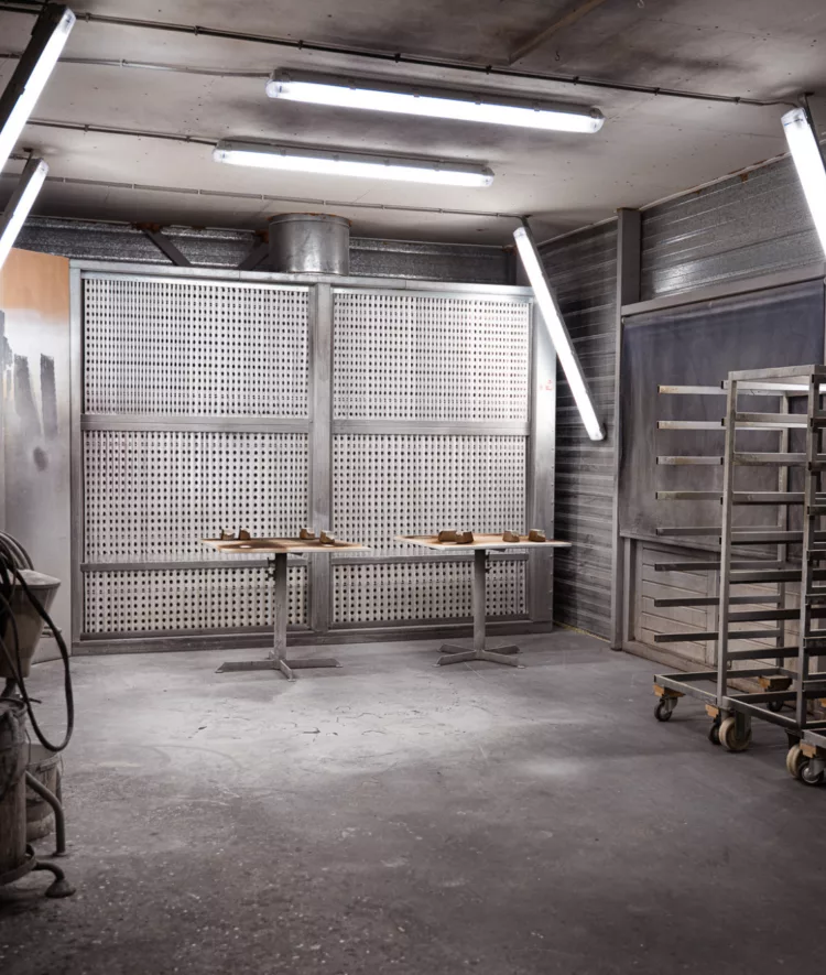 V V09724 - Pine Apple Meubelmakerij