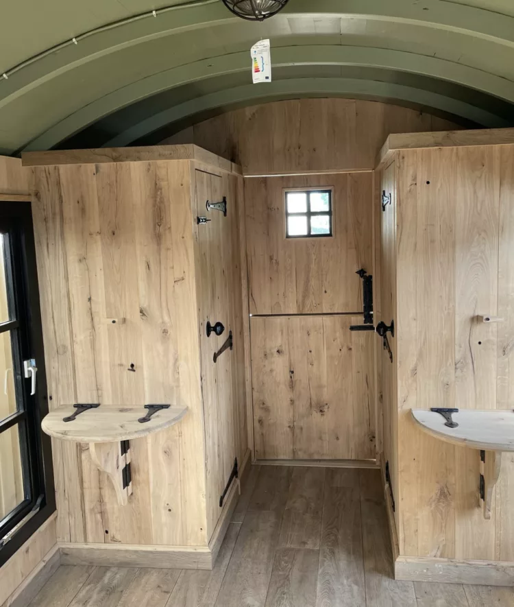 IMG 0956 - Pine Apple Meubelmakerij