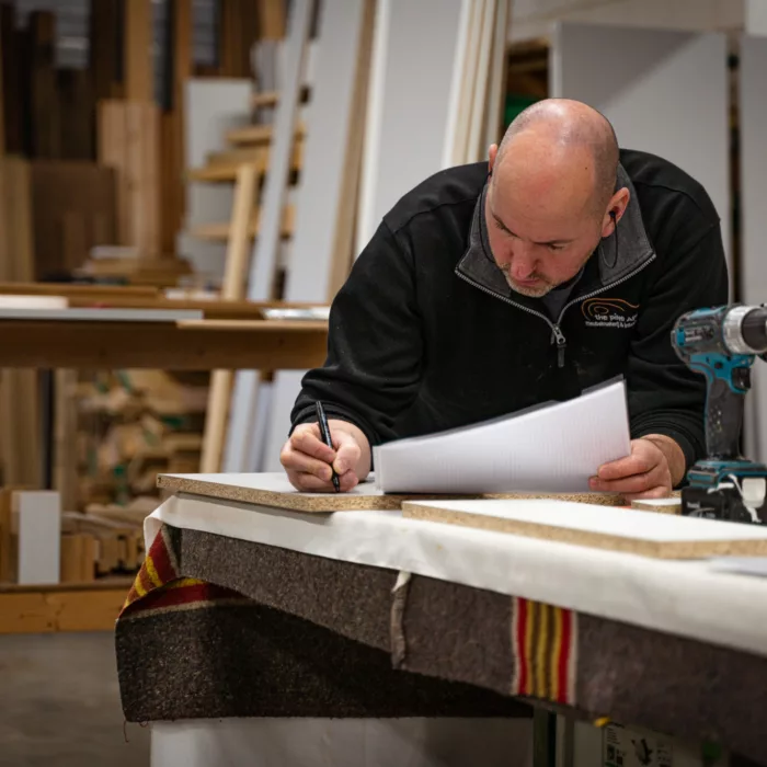 V V09804 - Pine Apple Meubelmakerij