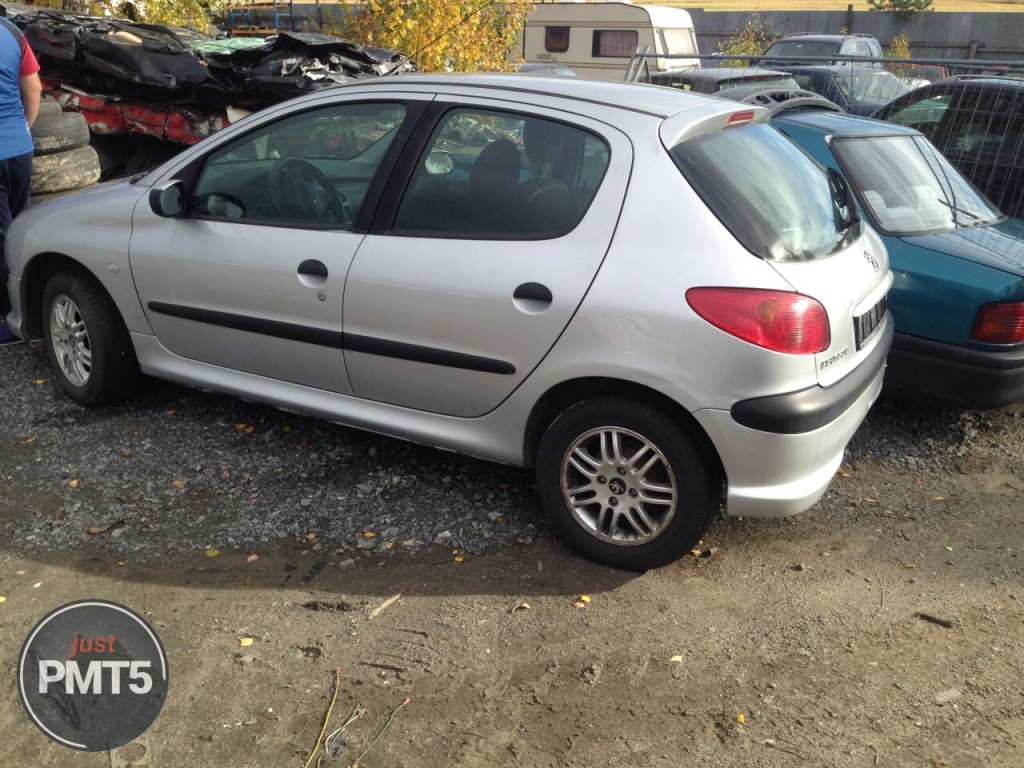 PEUGEOT 206, 2003
