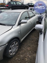 TOYOTA AVENSIS 2003 Für Ersatzteile, 11BY-395