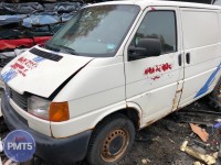 11BY-384, VW TRANSPORTER IV 2002 for parts