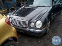 MERCEDES-BENZ E-CLASS 1997 para las piezas de repuesto, 11BY-263