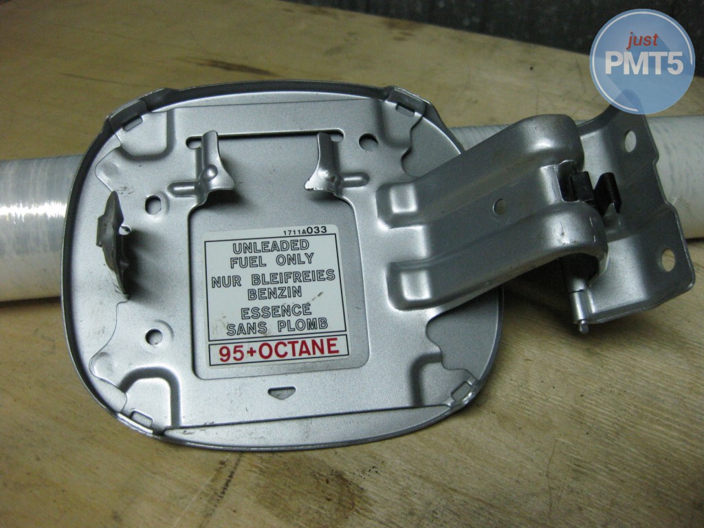 Fuel filler door MITSUBISHI OUTLANDER II 2007 buy Moskva, 1711a033