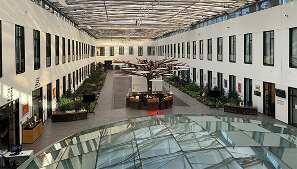 Moa Lobby Atrium 580x330