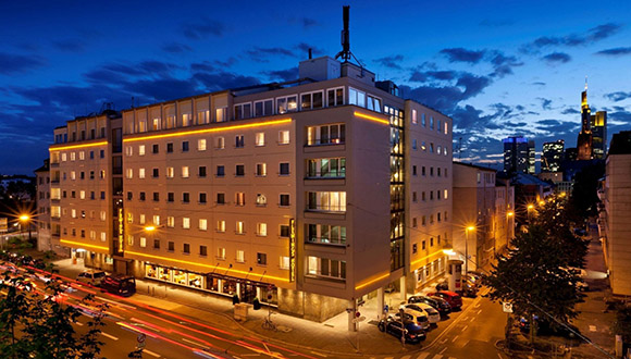 Flemings Hotel Frankfurt Riversite Aussenansicht
