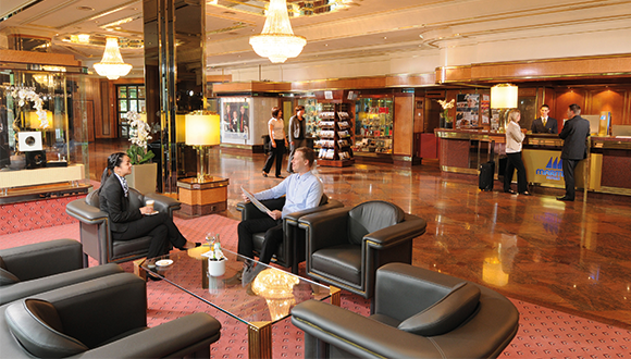 Maritim Hotel Bremen Lobby 580x330
