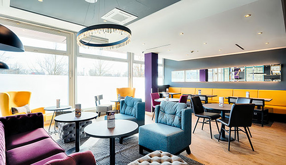 Premier Inn München City Ost Hotel Lobby 580x330