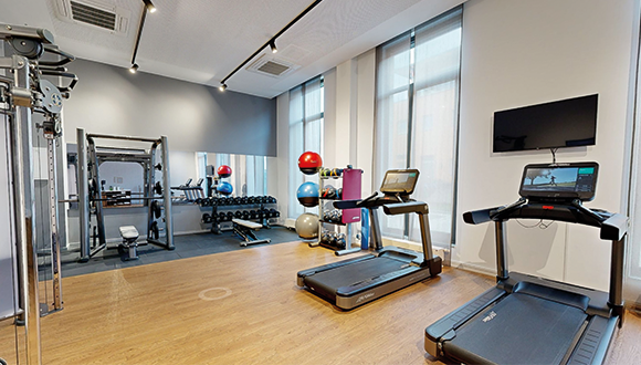 Plaza Premium München Fitness 580x330