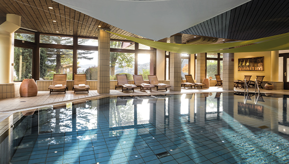 Maritim Titisee Hotel Pool 580x330